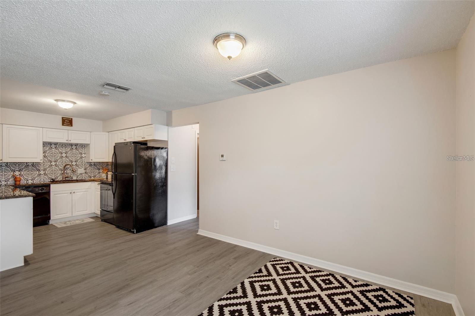 Image 6 of 11 For 1416 San Juan Court