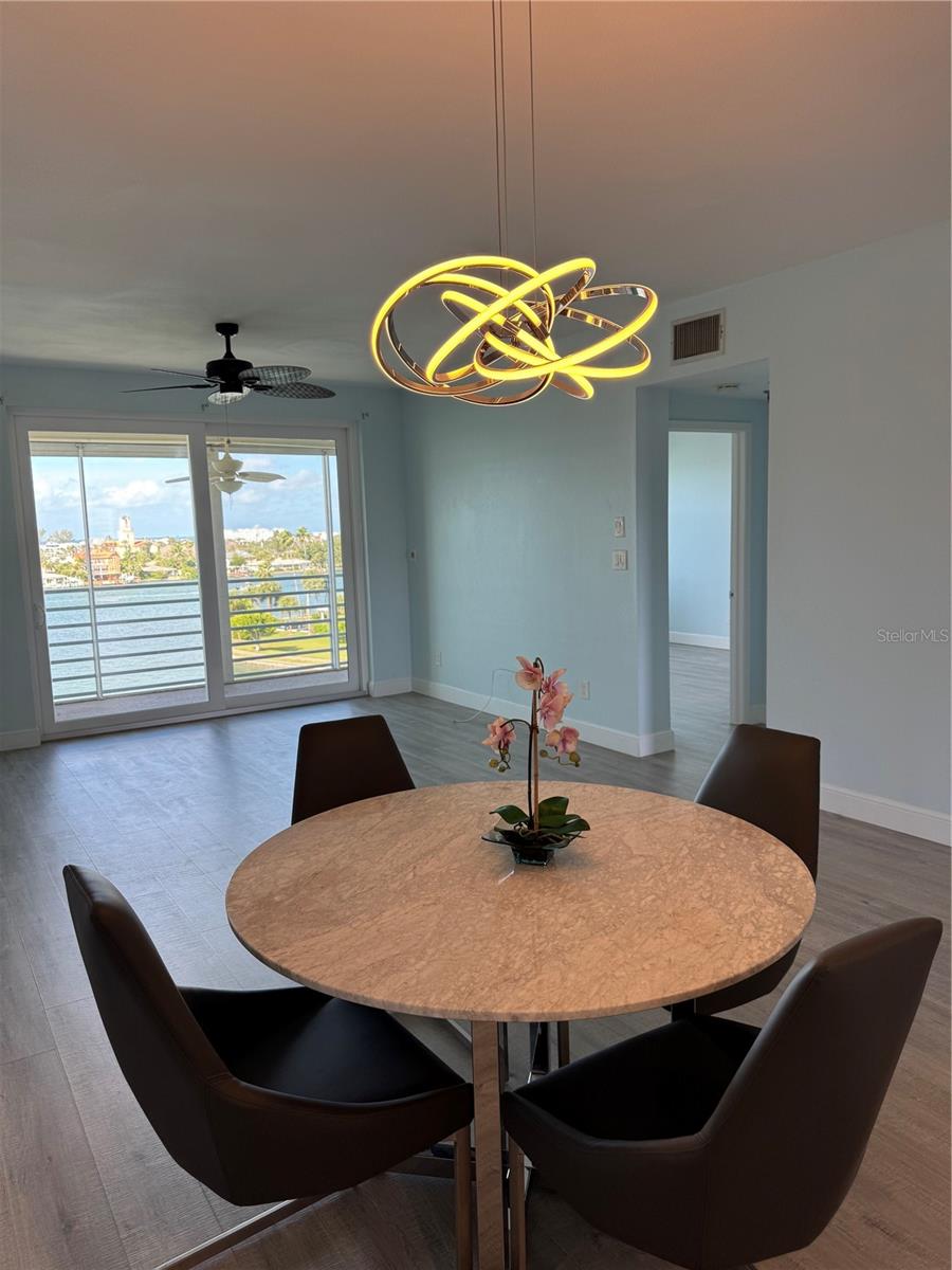 Image 18 of 34 For 7902 Sailboat Key Boulevard S 502