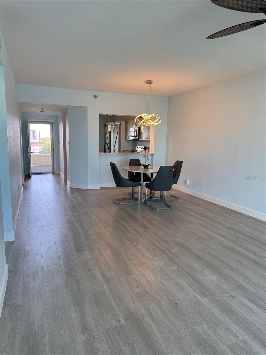 Image 19 of 34 For 7902 Sailboat Key Boulevard S 502