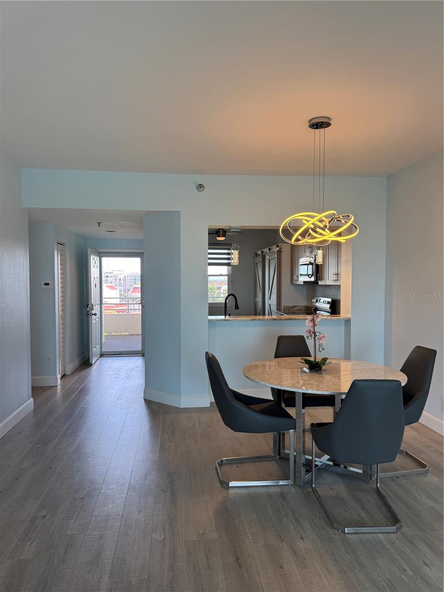 Image 20 of 34 For 7902 Sailboat Key Boulevard S 502