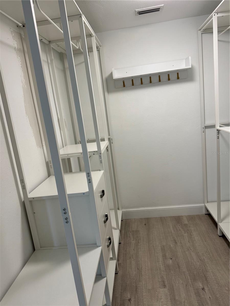 Image 30 of 34 For 7902 Sailboat Key Boulevard S 502