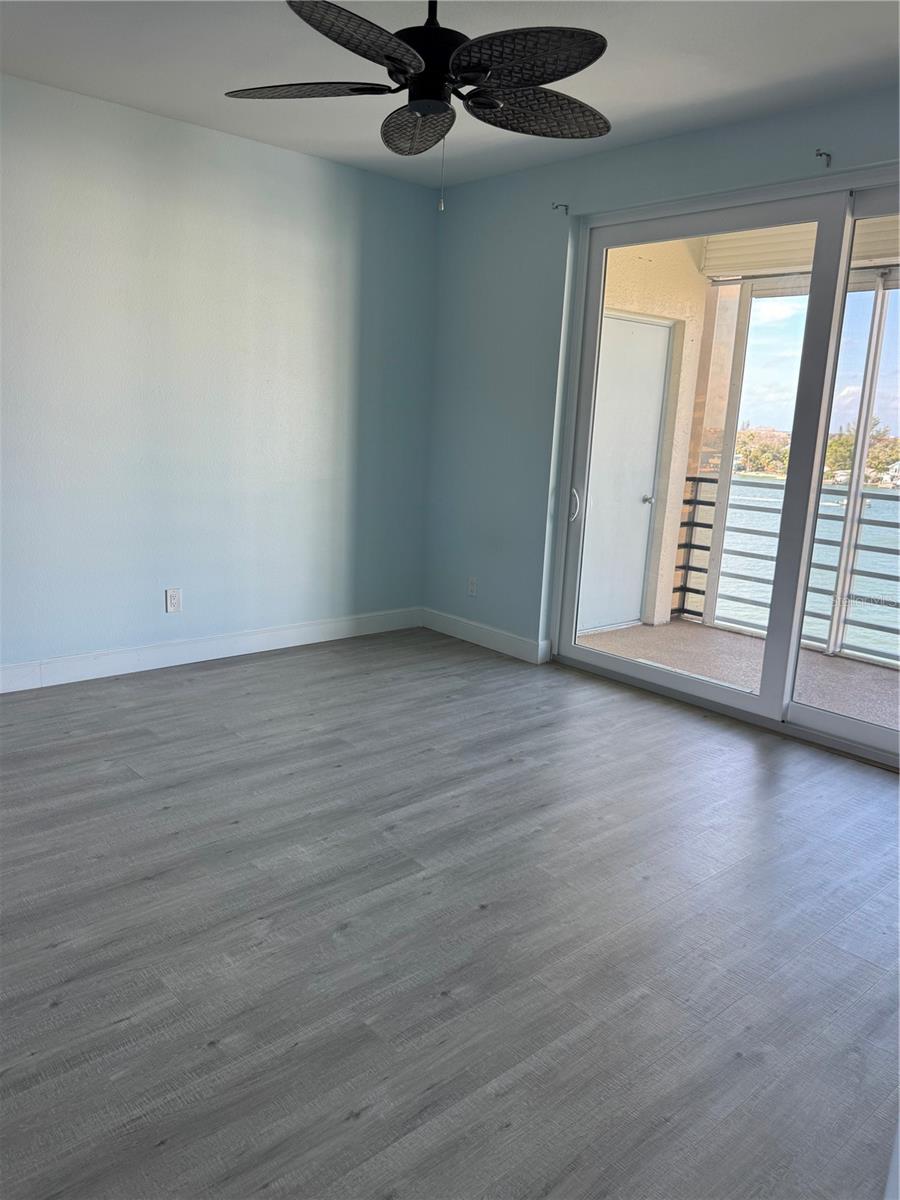 Image 8 of 34 For 7902 Sailboat Key Boulevard S 502