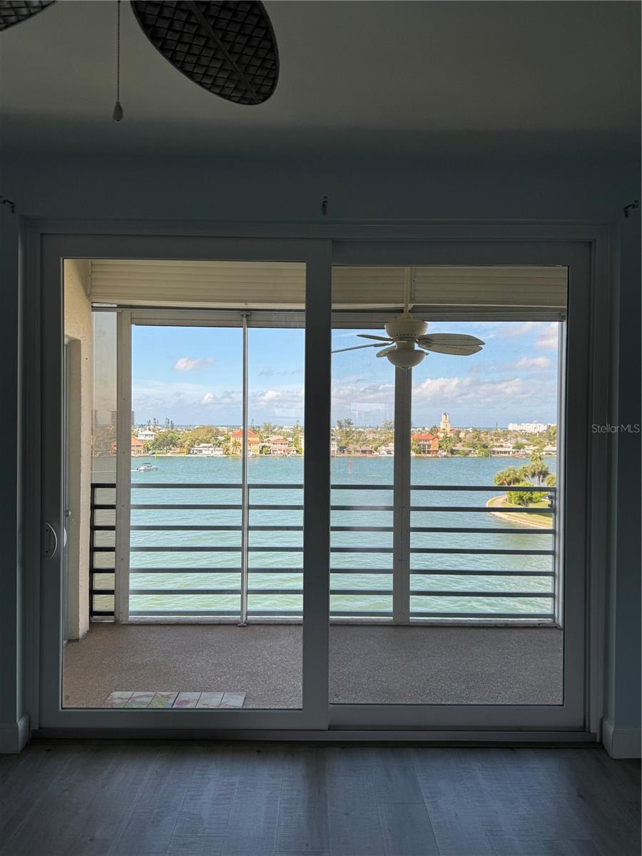 Image 9 of 34 For 7902 Sailboat Key Boulevard S 502