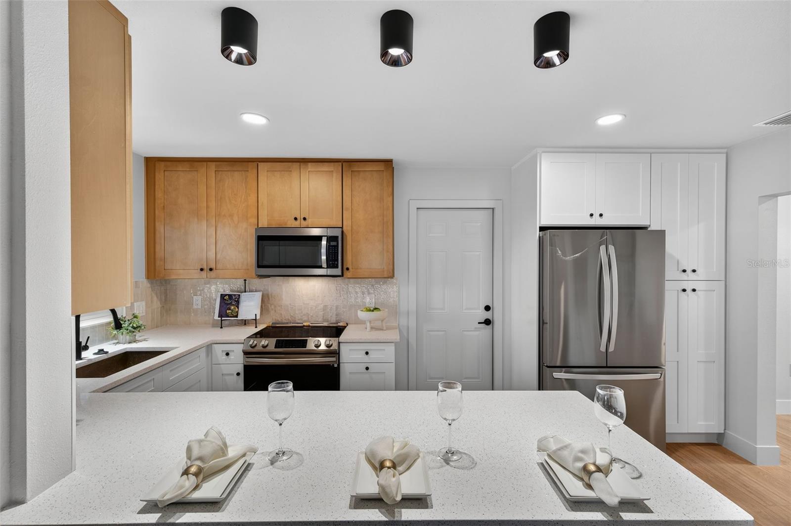 Image 20 of 56 For 4107 Fielder Street