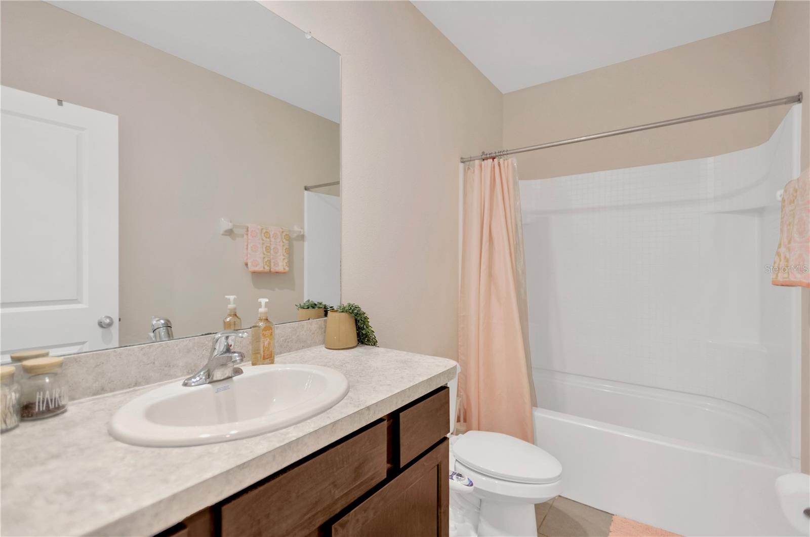 Image 12 of 24 For 762 Barclay Wood Drive