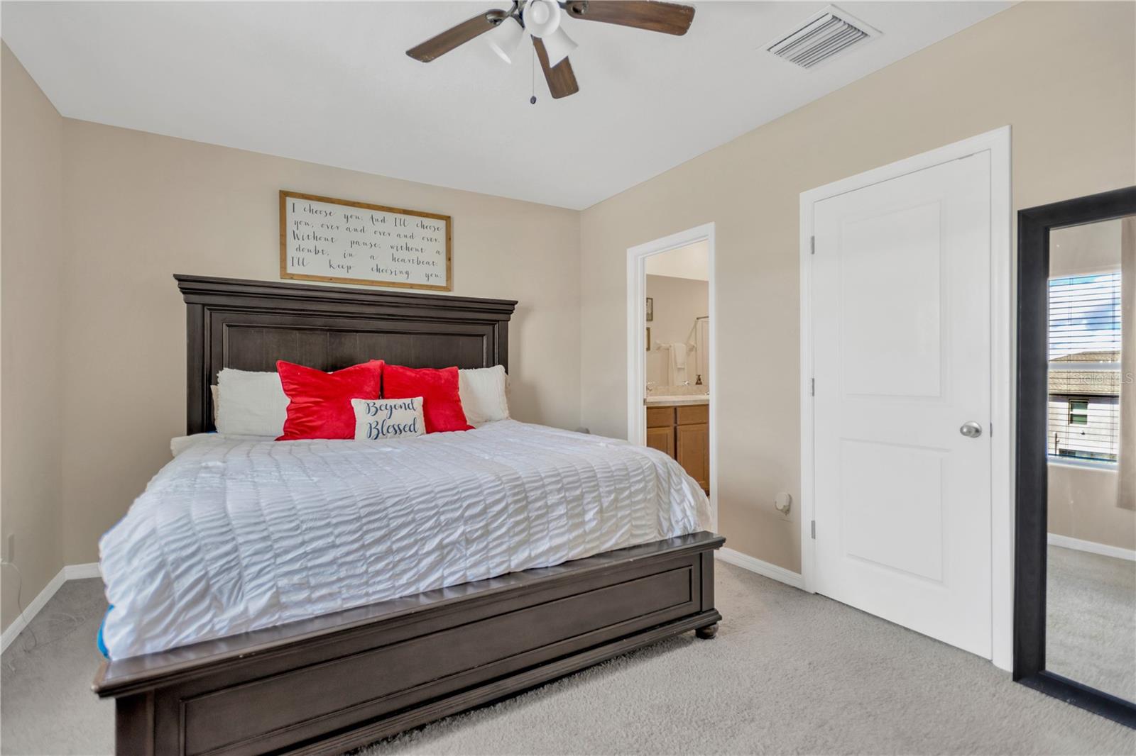 Image 17 of 24 For 762 Barclay Wood Drive