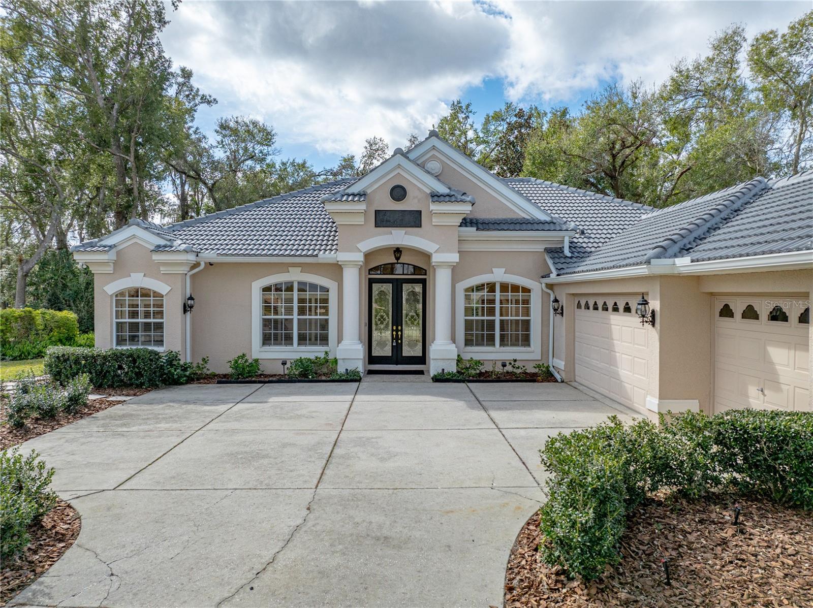 Image 5 of 74 For 12632 Oak Hollow Court