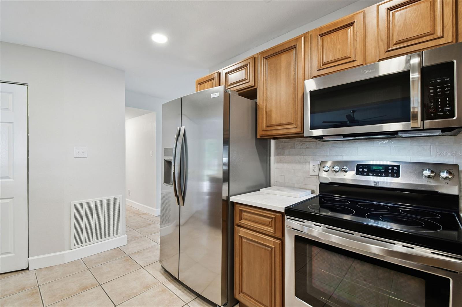 Image 14 of 25 For 4602 Renellie Drive