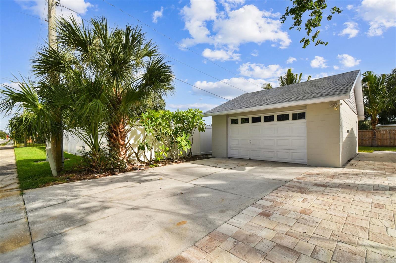 Image 5 of 25 For 4602 Renellie Drive
