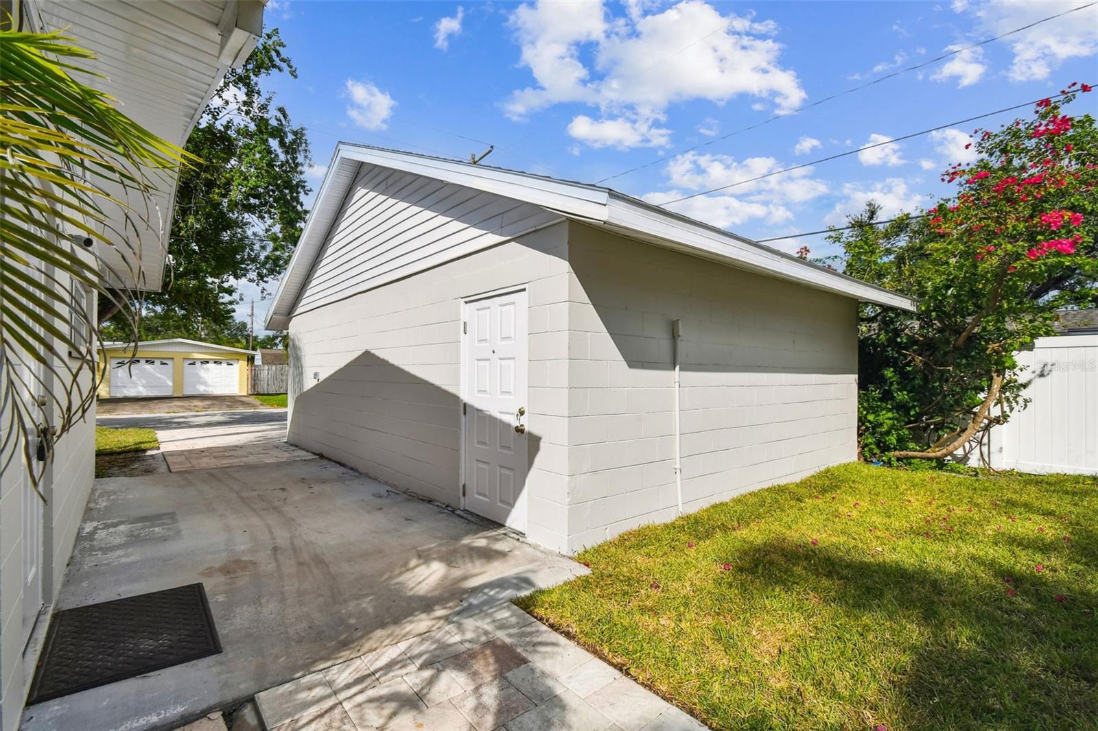 Image 6 of 25 For 4602 Renellie Drive