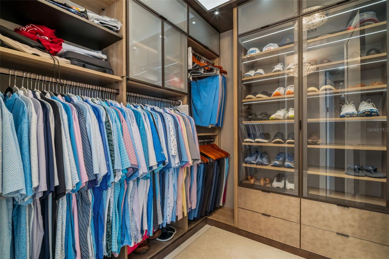 Image 27 of 61 For 100 1st Avenue N 3001