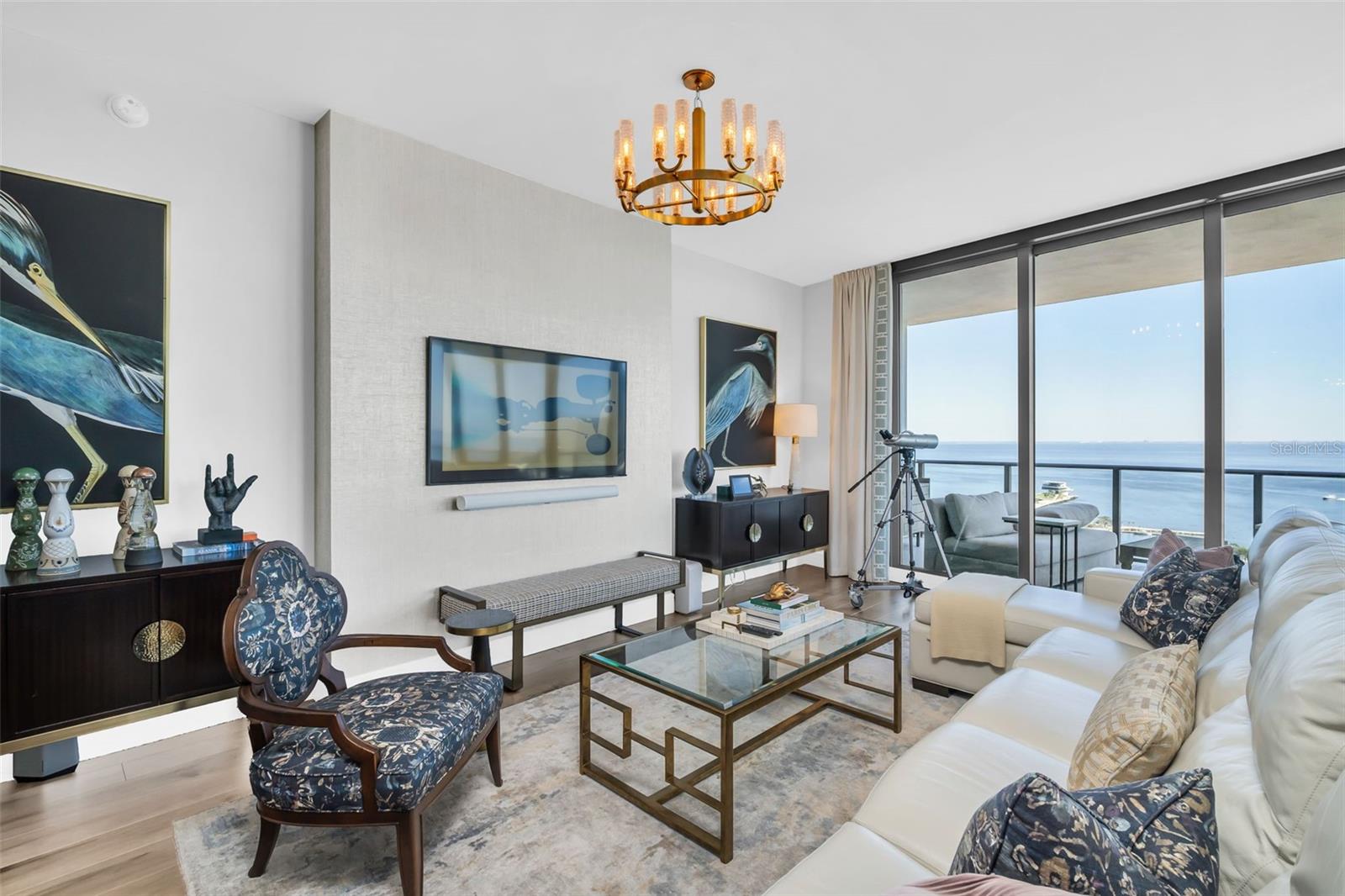 Image 44 of 61 For 100 1st Avenue N 3001