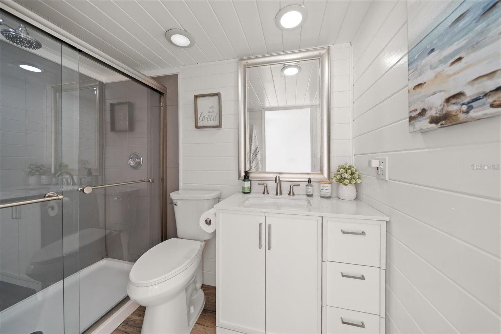 Image 10 of 47 For 115 99th Avenue