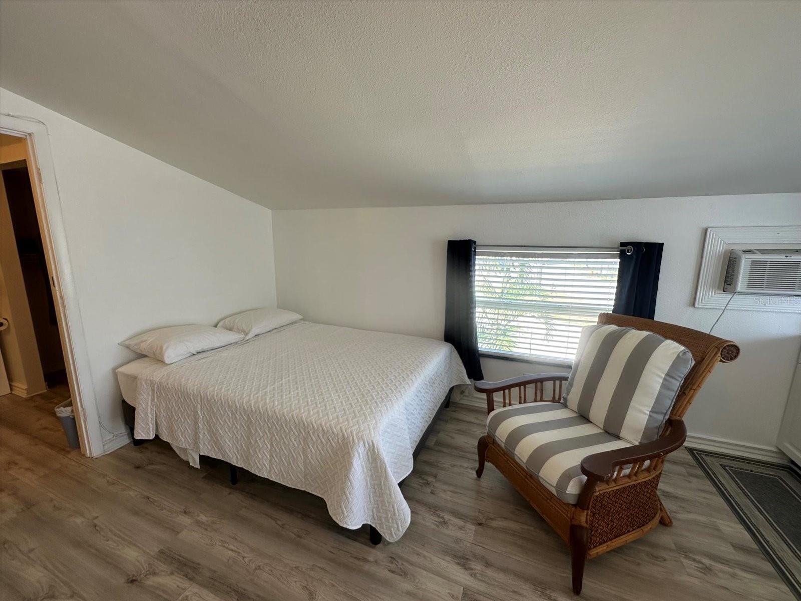 Image 35 of 47 For 115 99th Avenue