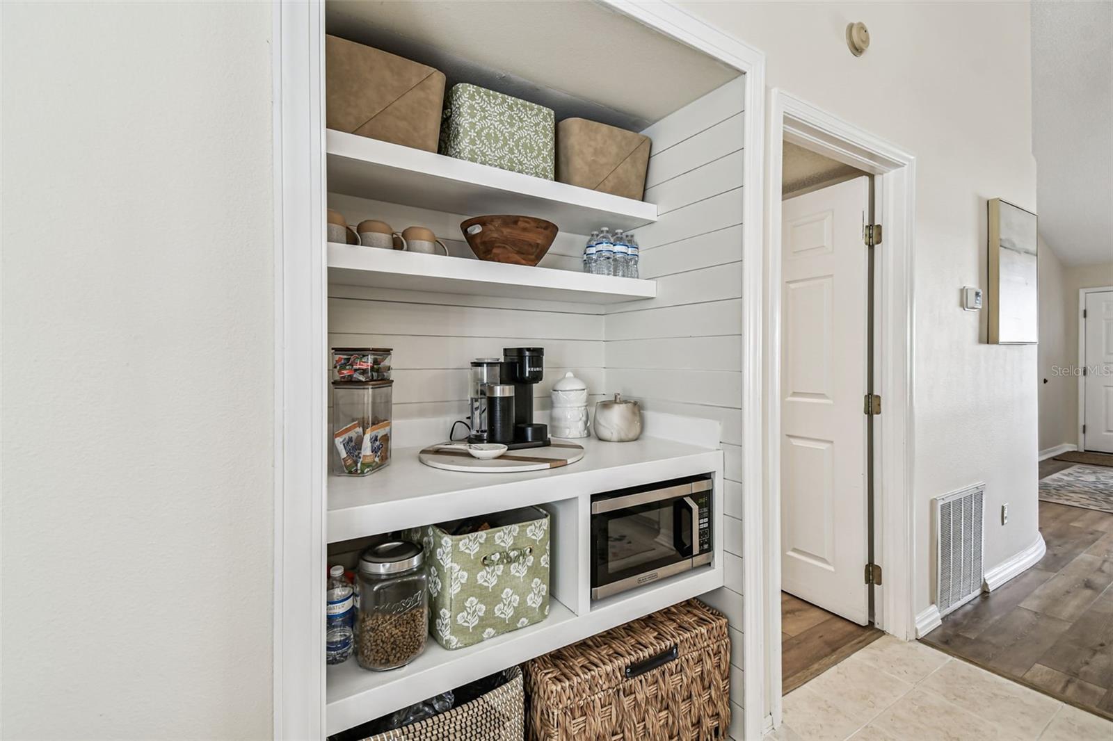 Image 18 of 56 For 2209 Utopian Drive E 307