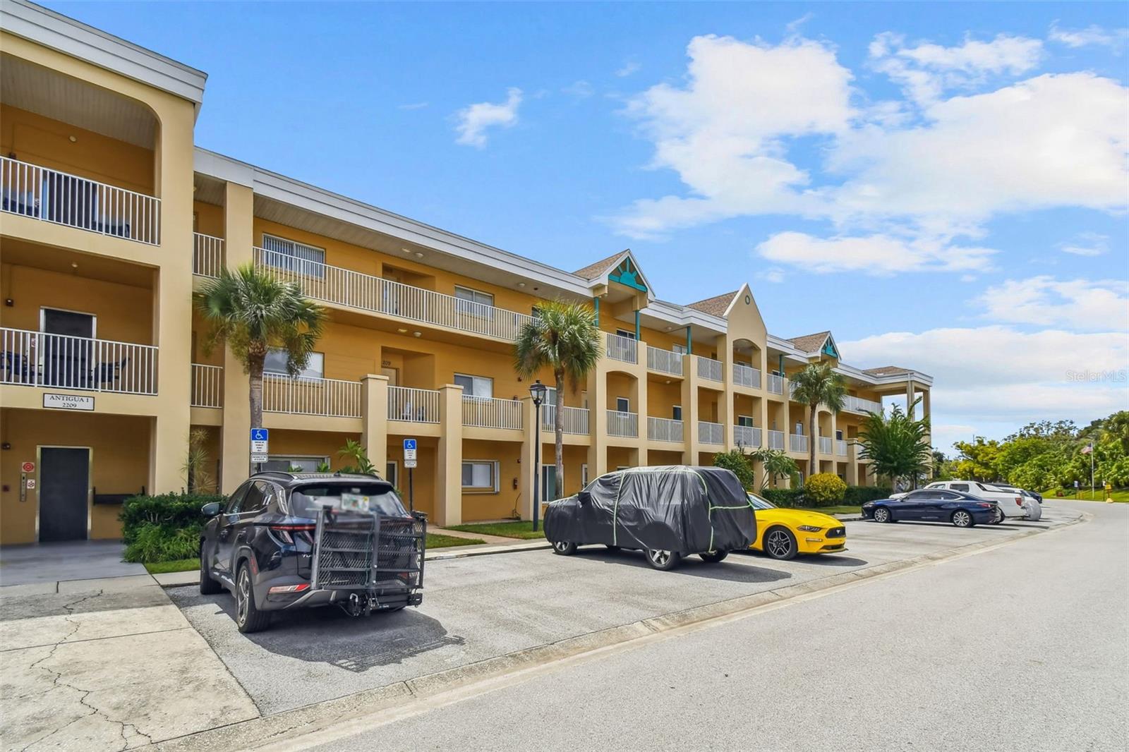 Image 35 of 56 For 2209 Utopian Drive E 307