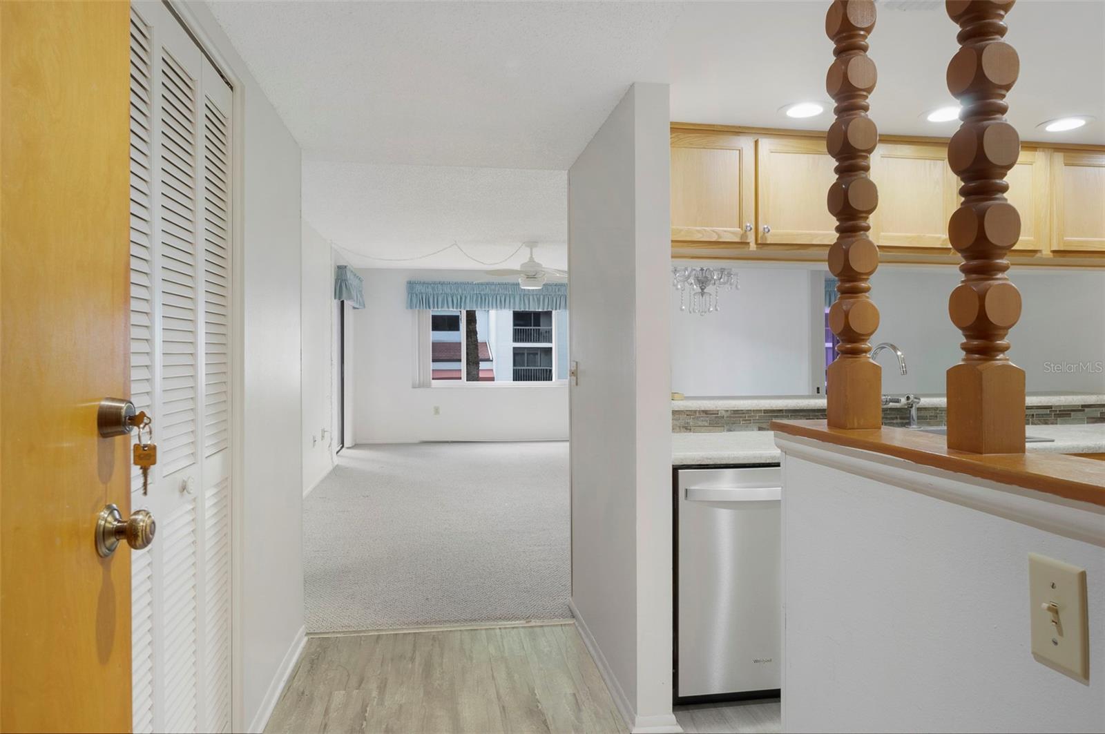 Image 3 of 32 For 2593 Countryside Boulevard 7203