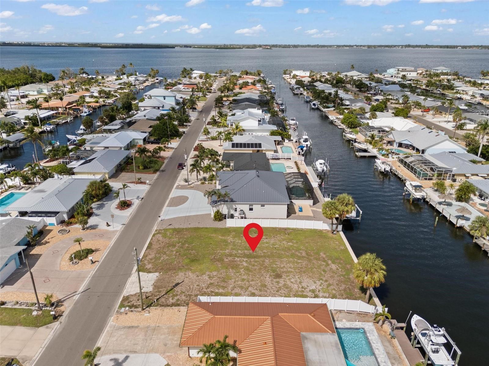 Details for 4007 Coconut Terrace, BRADENTON, FL 34210