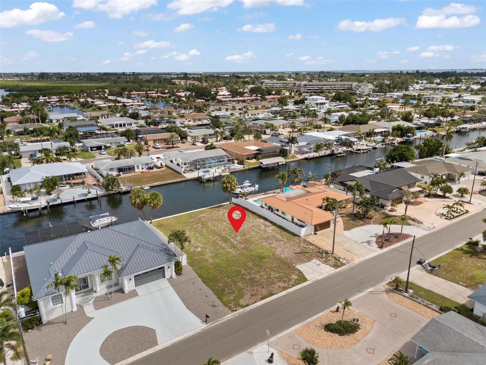 Image 11 of 23 For 4007 Coconut Terrace