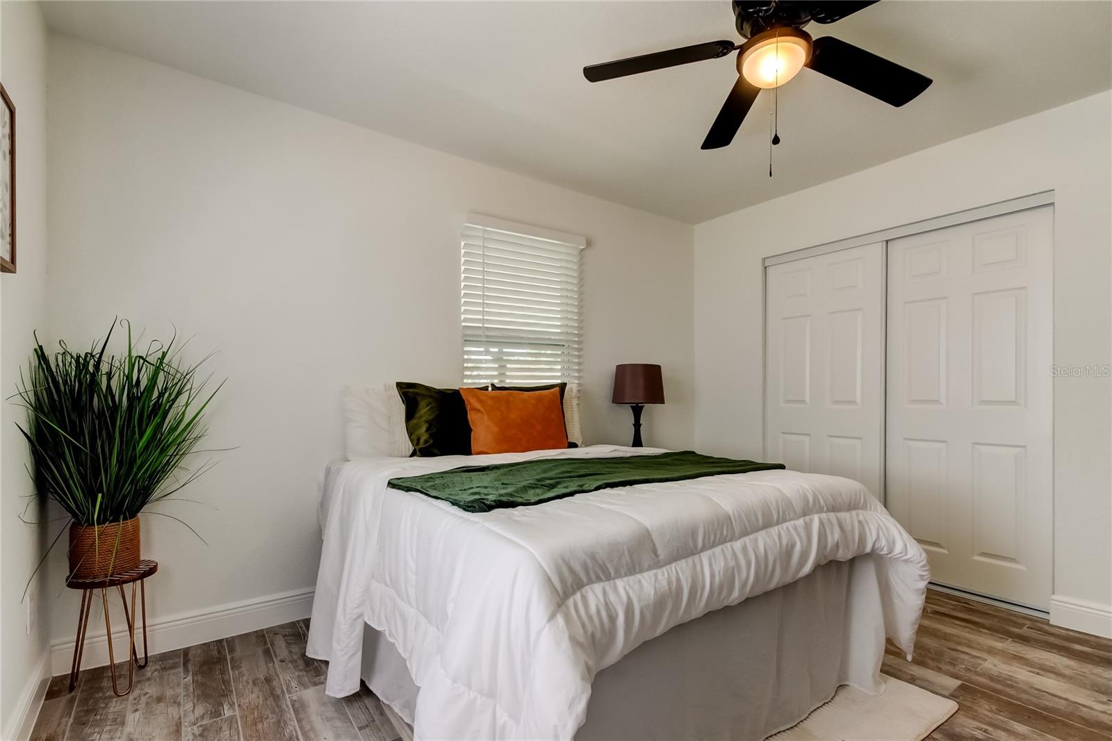 Image 31 of 45 For 1716 Pinecone Way