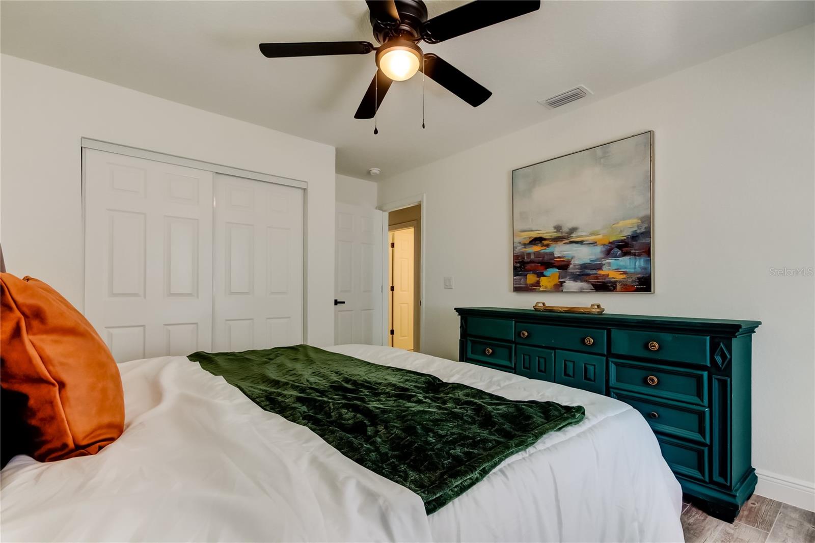 Image 32 of 45 For 1716 Pinecone Way