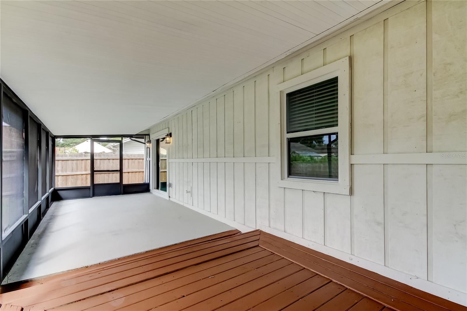 Image 41 of 45 For 1716 Pinecone Way