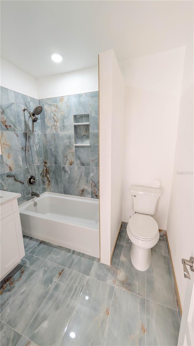 Image 12 of 89 For 361 Lang Court N