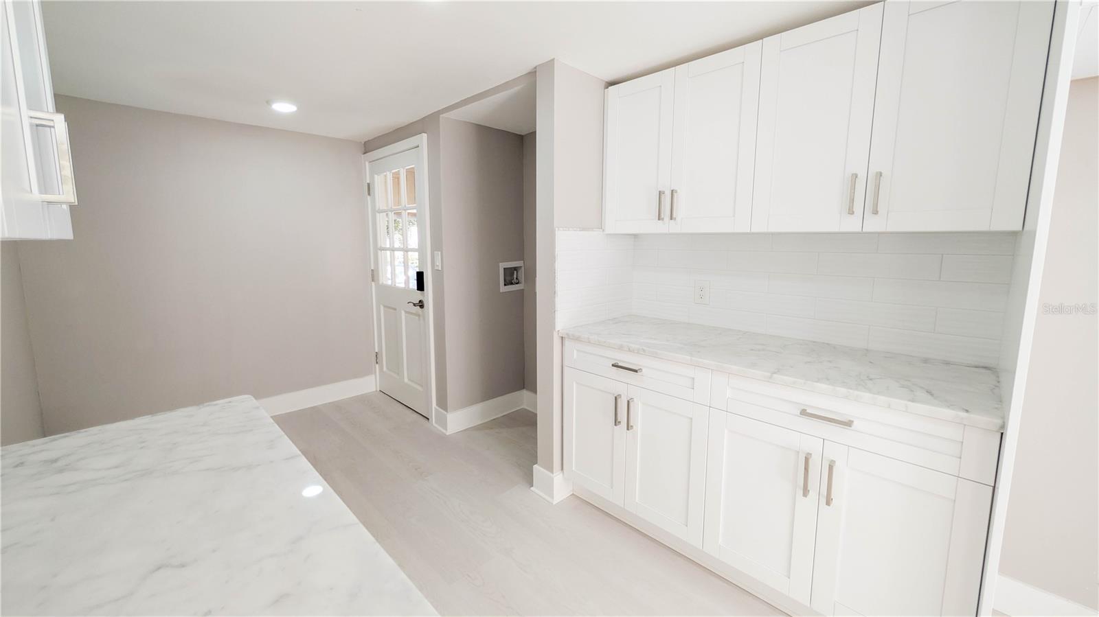 Image 20 of 89 For 361 Lang Court N