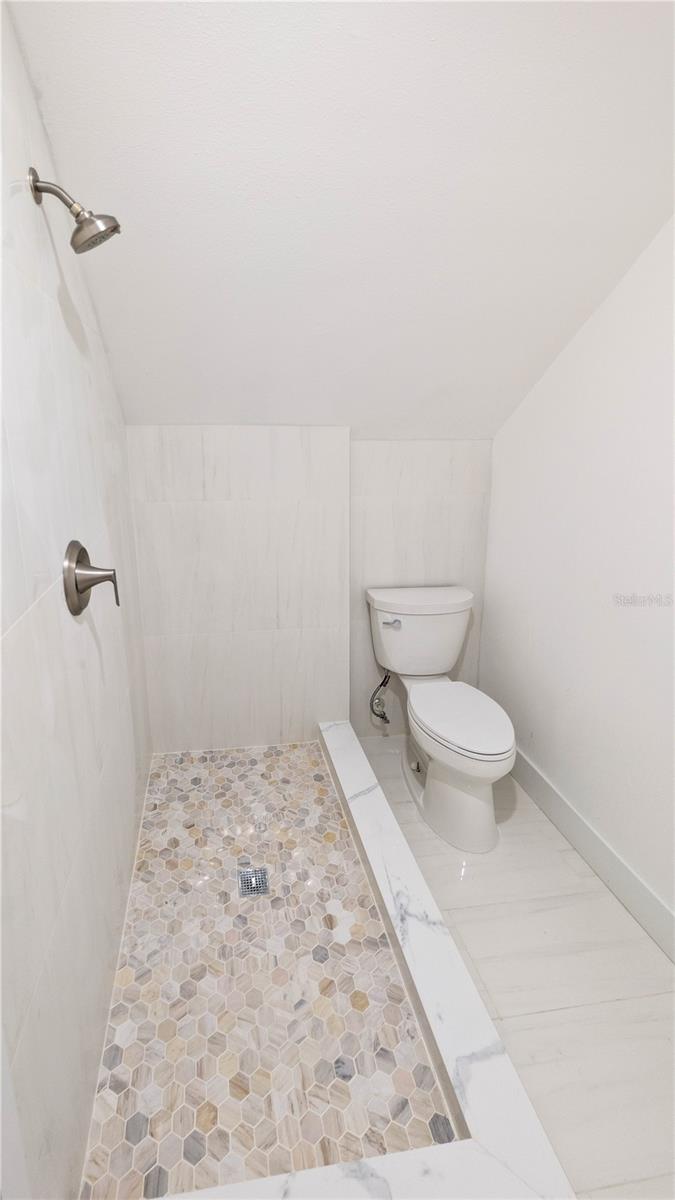 Image 35 of 89 For 361 Lang Court N