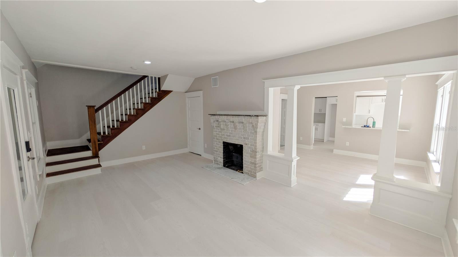 Image 4 of 89 For 361 Lang Court N