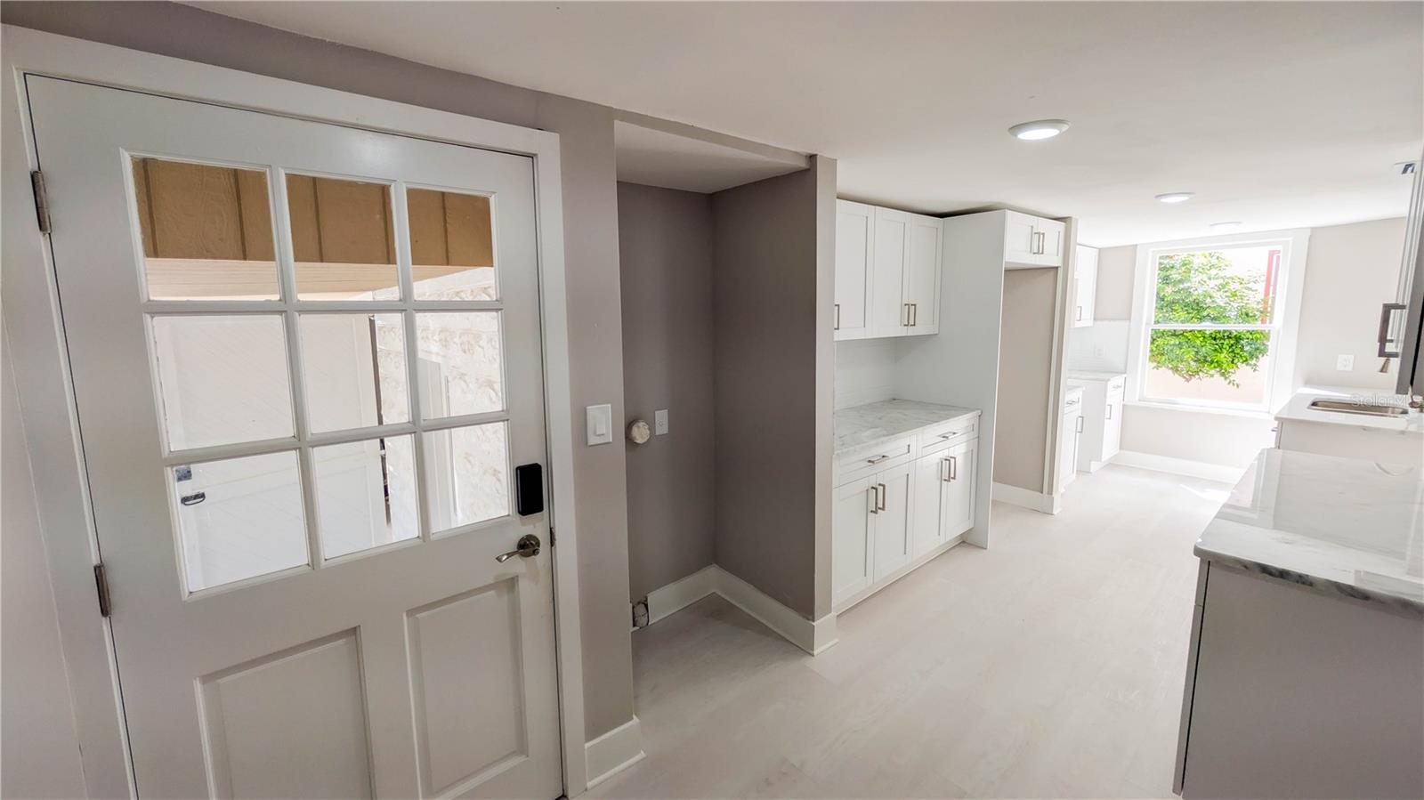 Image 43 of 89 For 361 Lang Court N