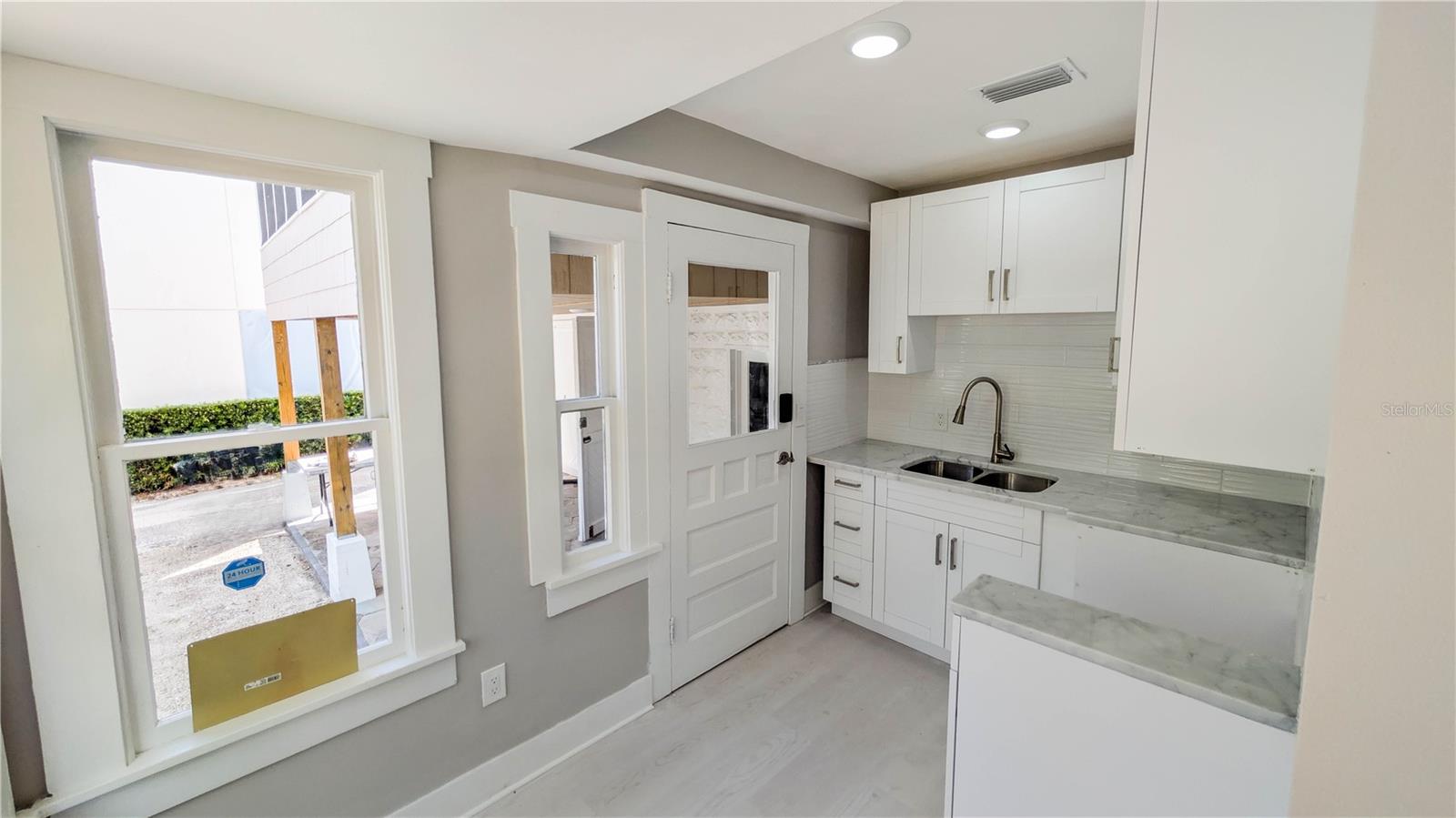 Image 45 of 89 For 361 Lang Court N