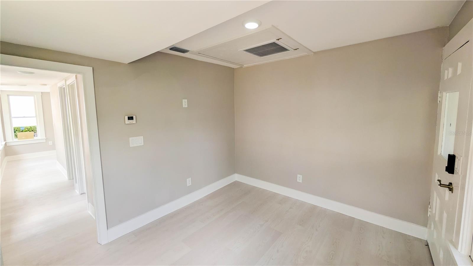 Image 55 of 89 For 361 Lang Court N