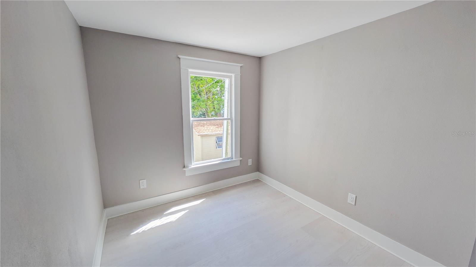 Image 73 of 89 For 361 Lang Court N