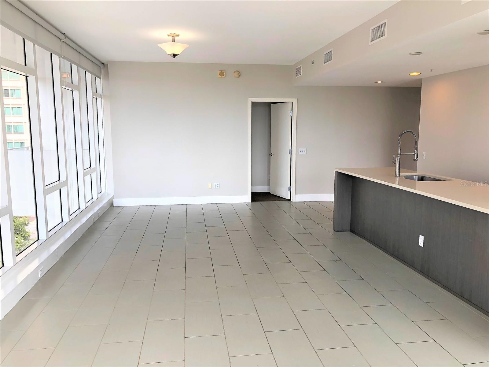 Image 40 of 42 For 145 2nd Avenue S 623