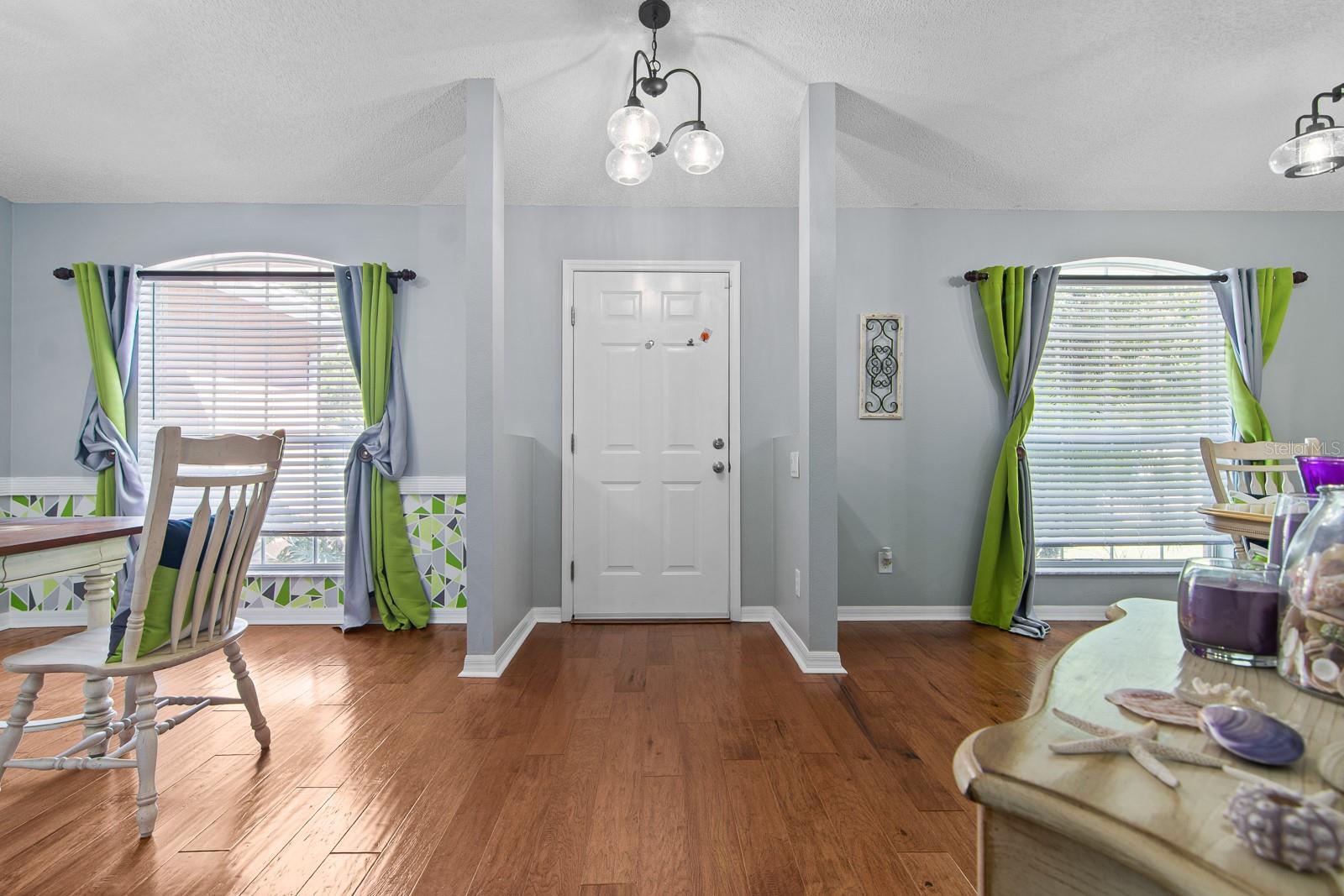 Image 4 of 50 For 404 Oakmount Road