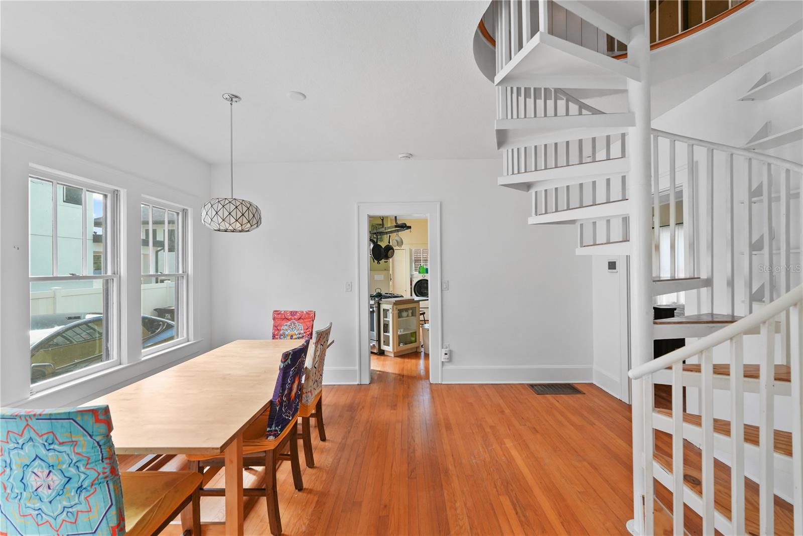 Image 21 of 51 For 714 Woodward Street