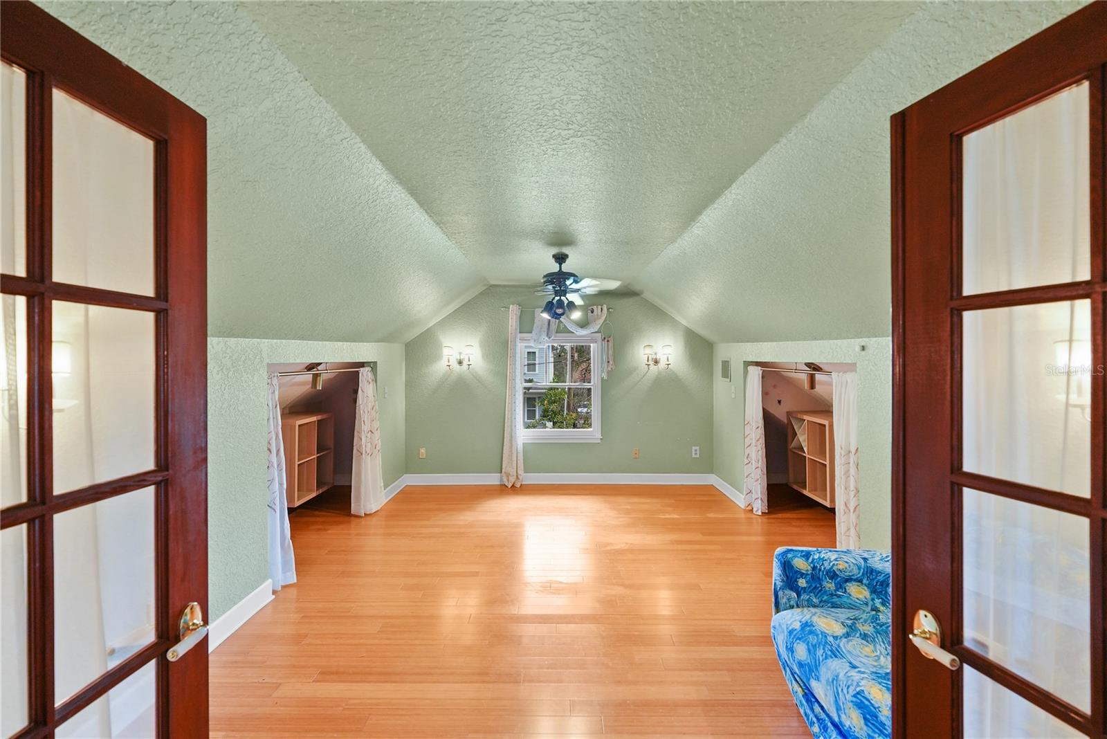 Image 31 of 51 For 714 Woodward Street