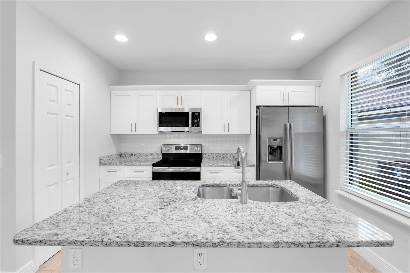 Image 11 of 47 For 226 Haversham Road