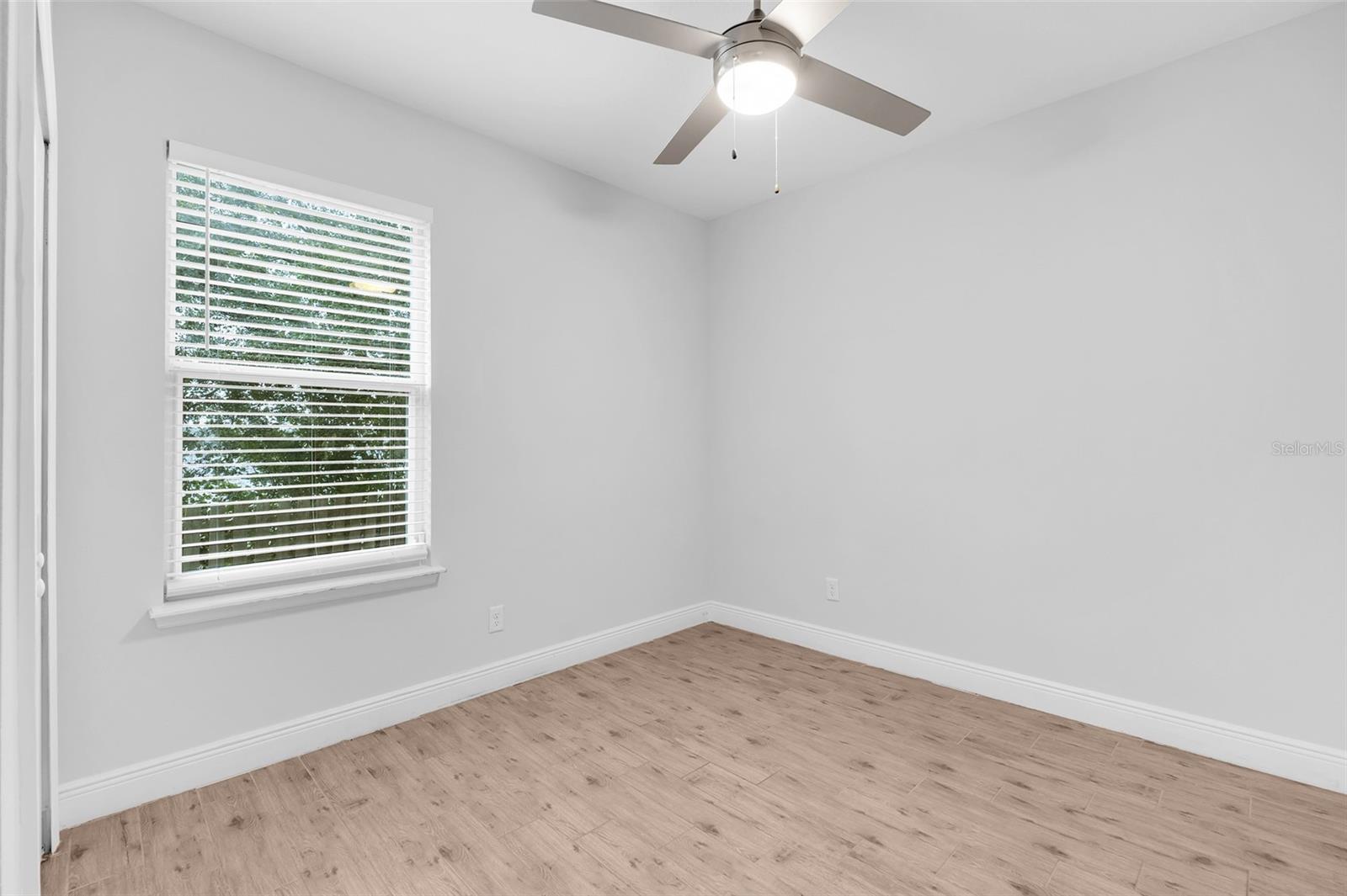 Image 21 of 47 For 226 Haversham Road