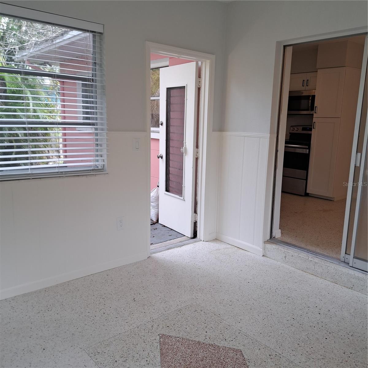 Image 10 of 25 For 2715 45th Street S