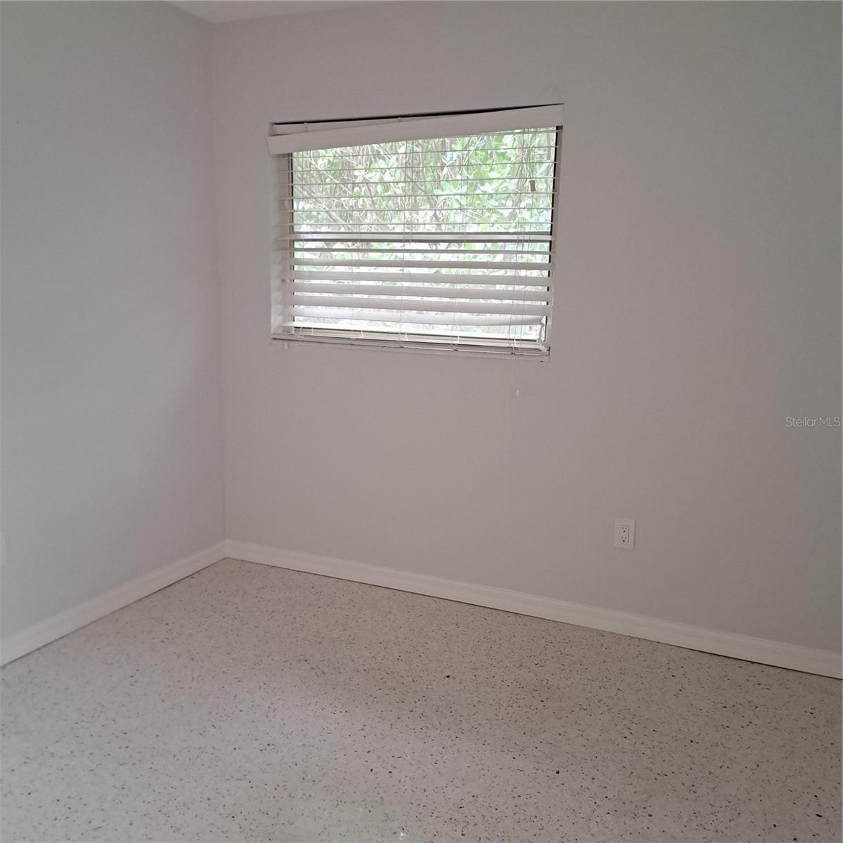 Image 16 of 25 For 2715 45th Street S