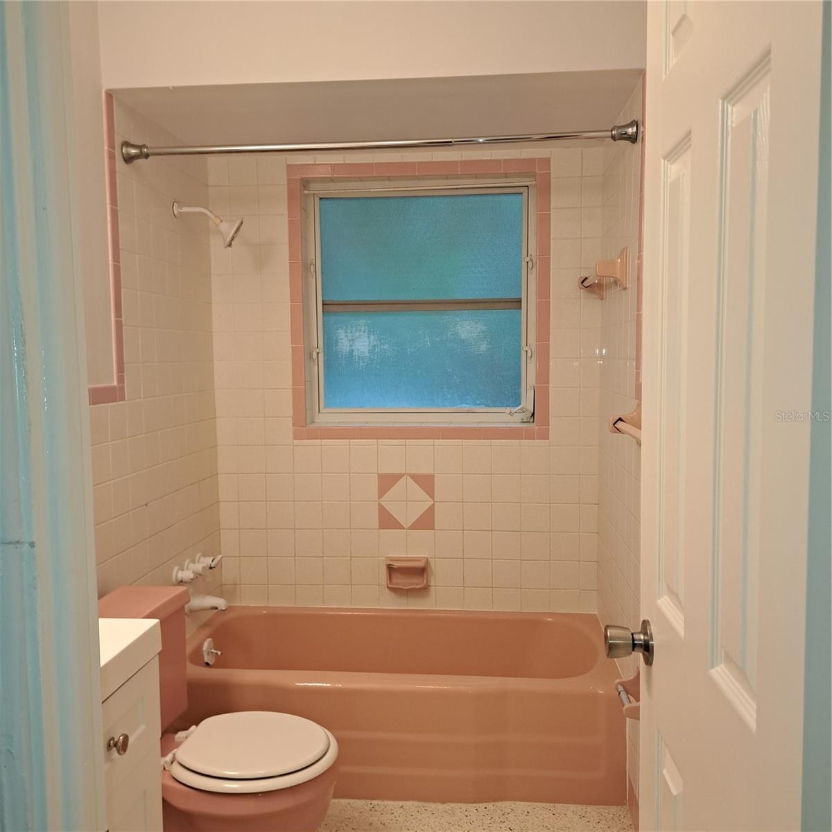 Image 17 of 25 For 2715 45th Street S