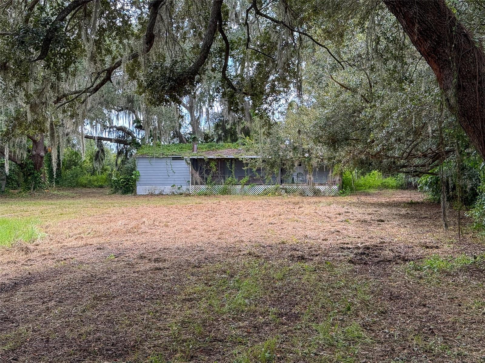 Image 3 of 20 For 3235 Oakwood Drive