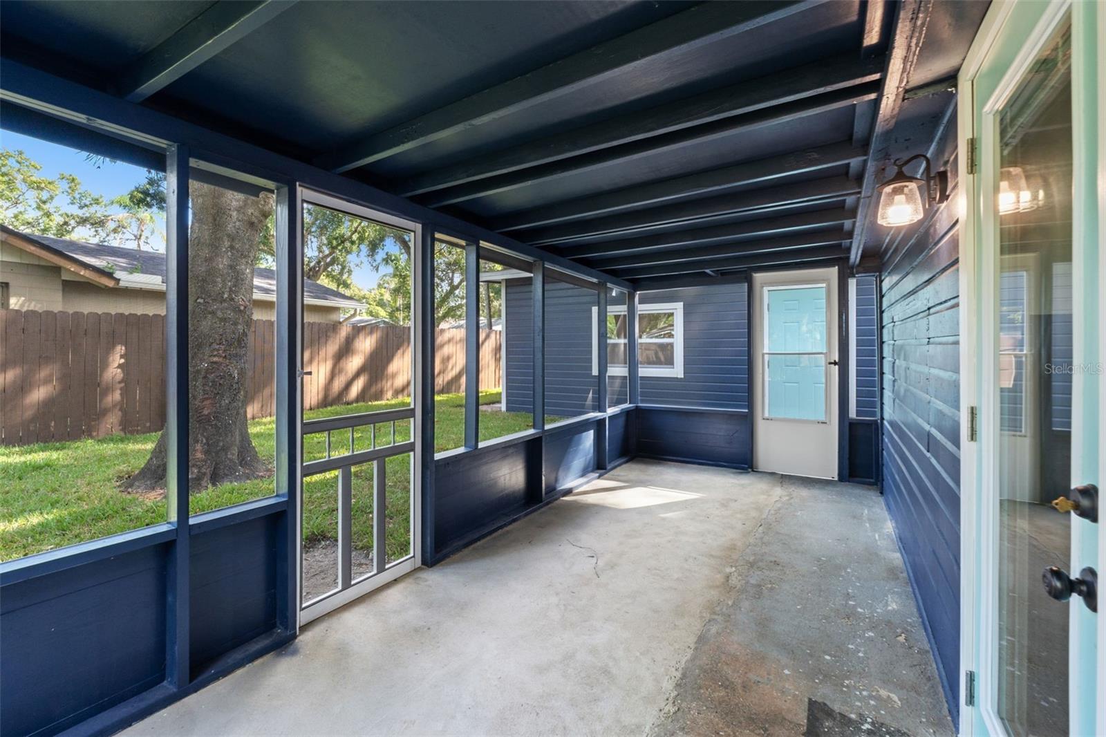 Image 47 of 62 For 1715 Hollywood Street