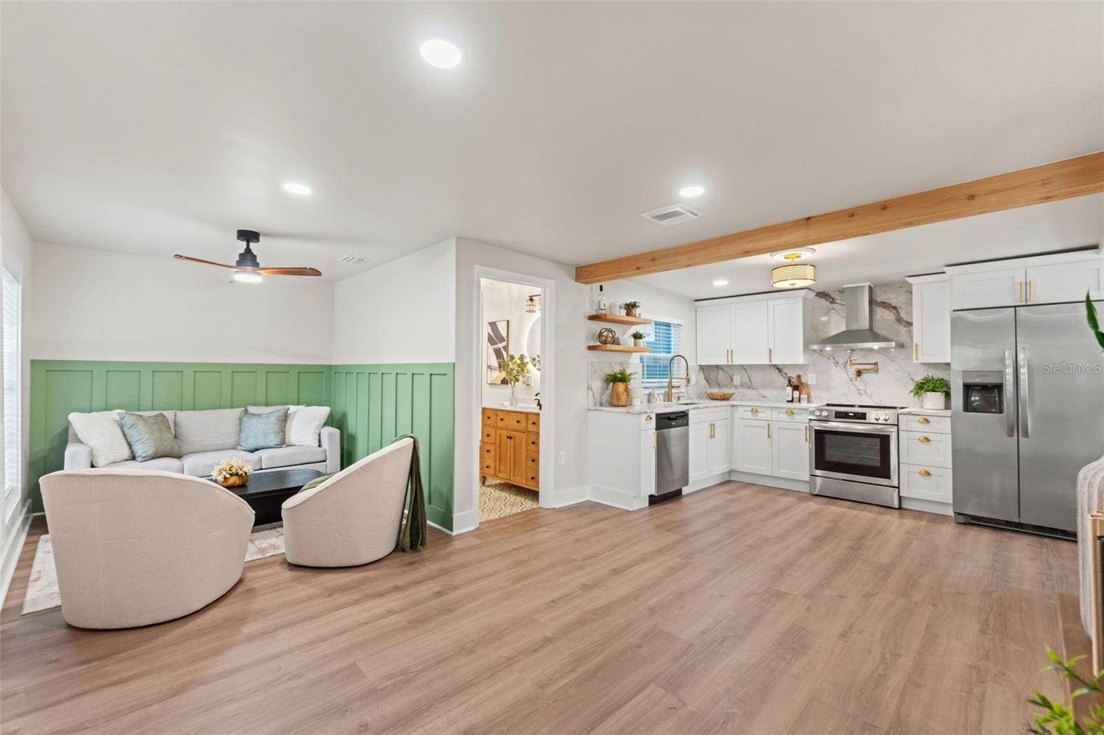 Image 9 of 62 For 1715 Hollywood Street