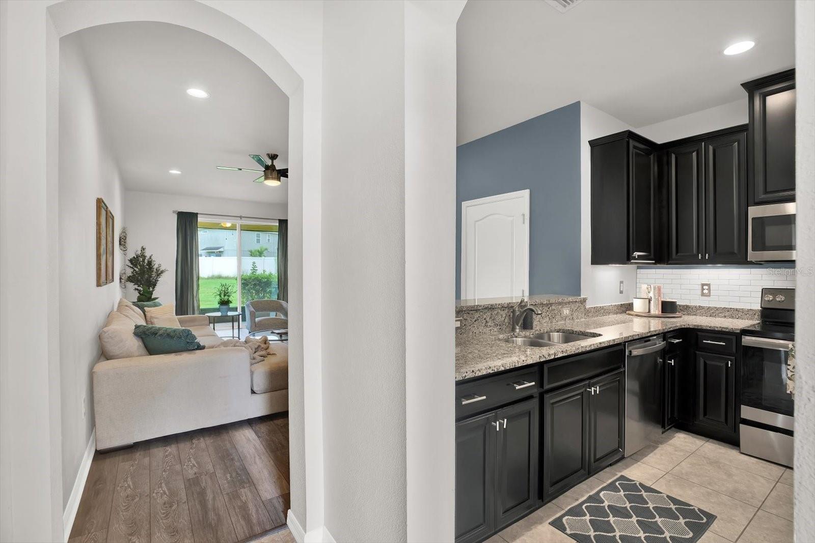 Image 3 of 47 For 10959 Verawood Drive