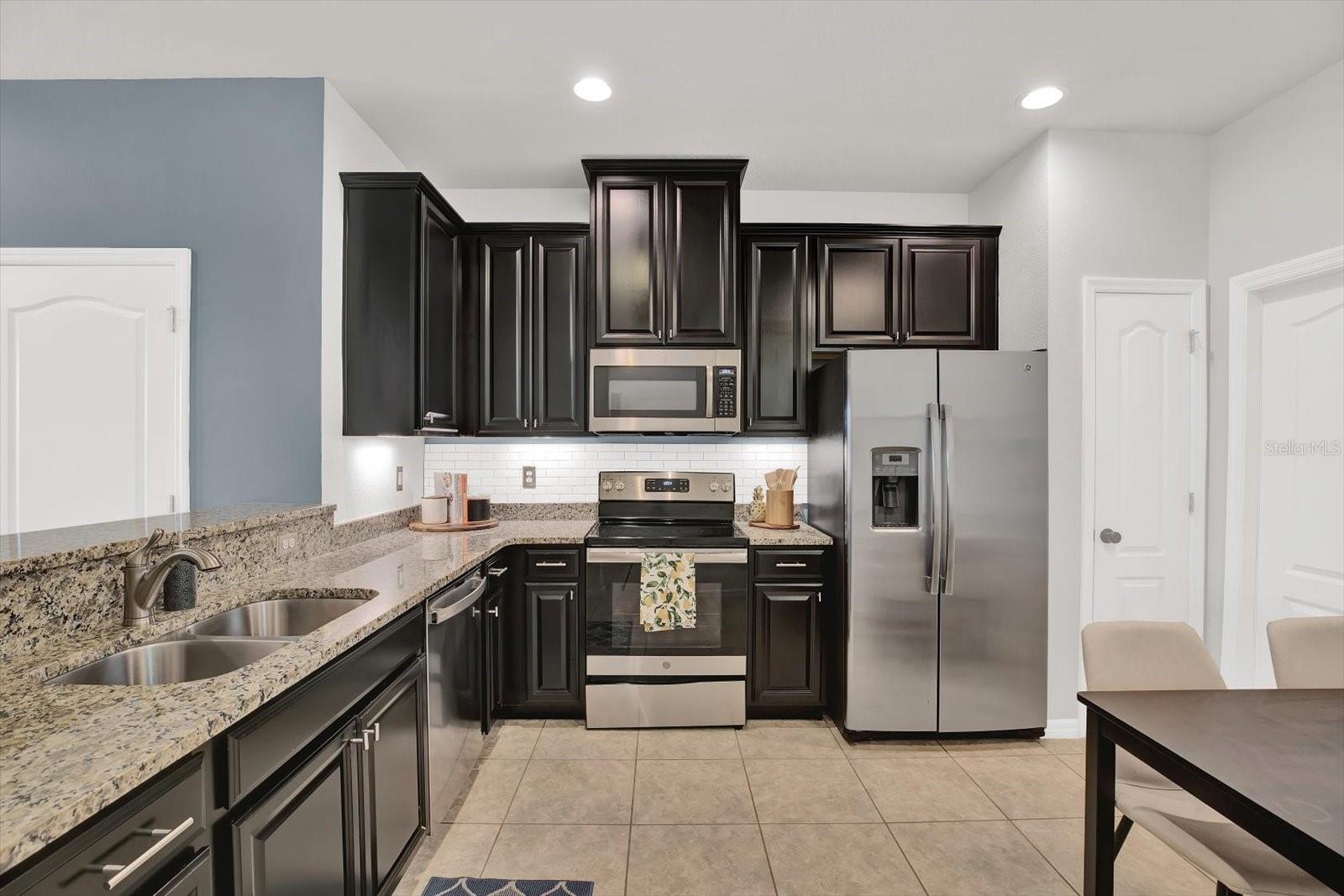 Image 4 of 47 For 10959 Verawood Drive