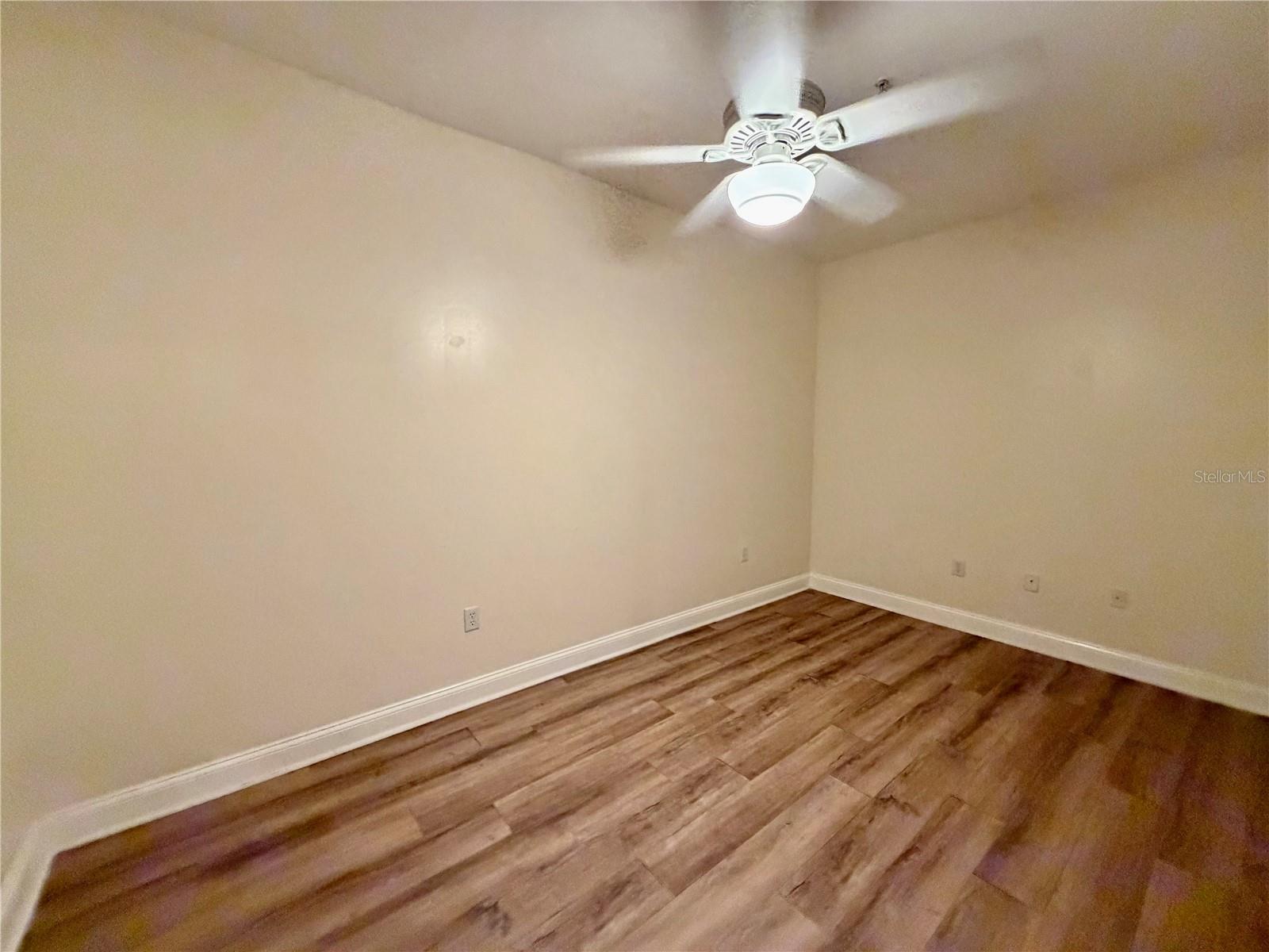 Image 12 of 17 For 6825 Kissimmee Street