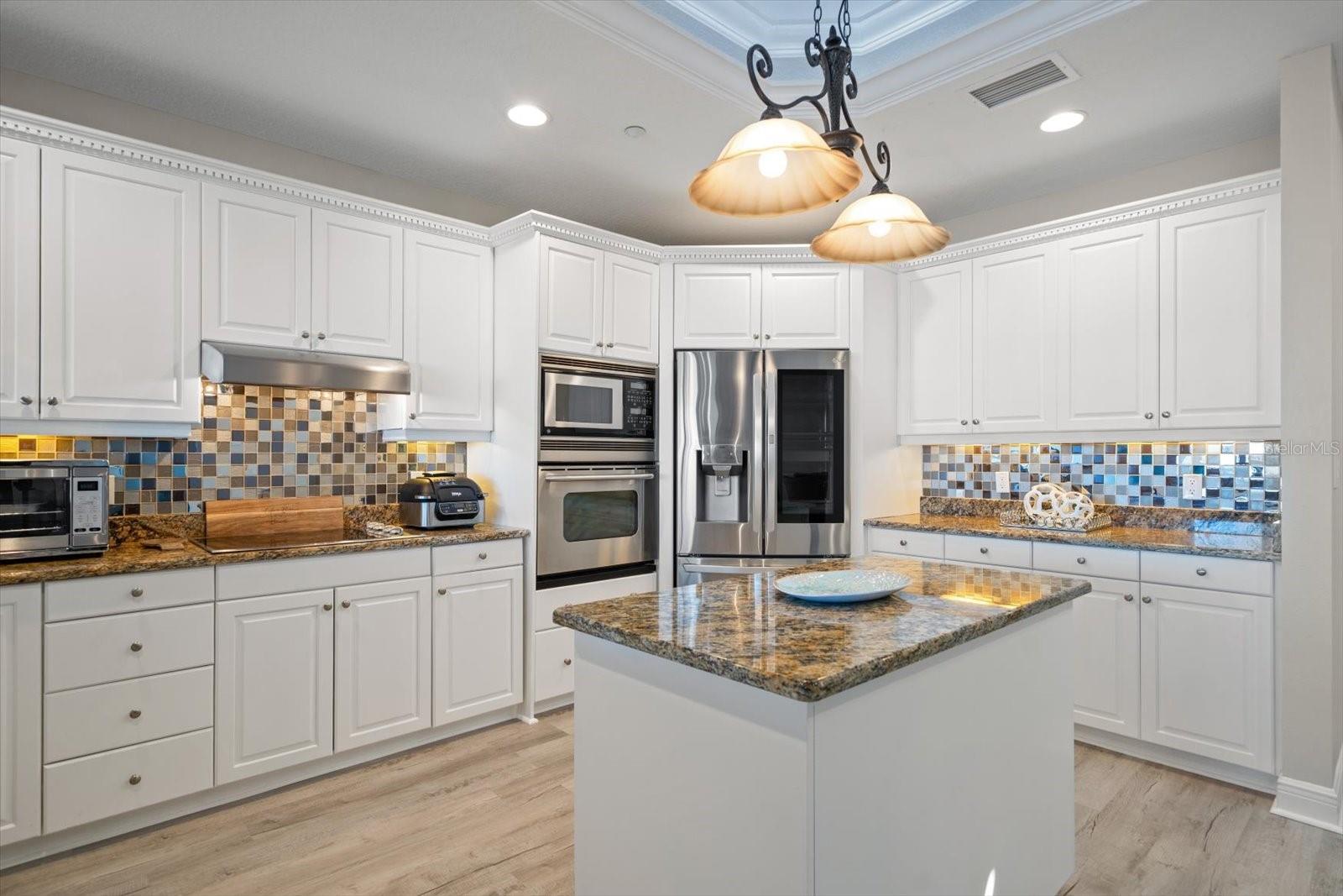 Image 14 of 40 For 17745 Gulf Boulevard 702